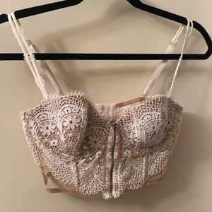 NWOT Nude & White Victoria’s Secret corset | 34C